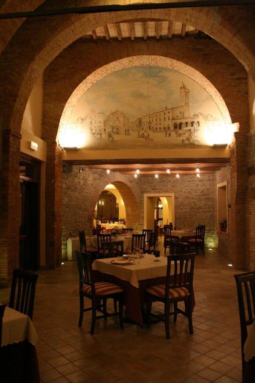 Albergo Vecchia Porta Matelica Ruang foto